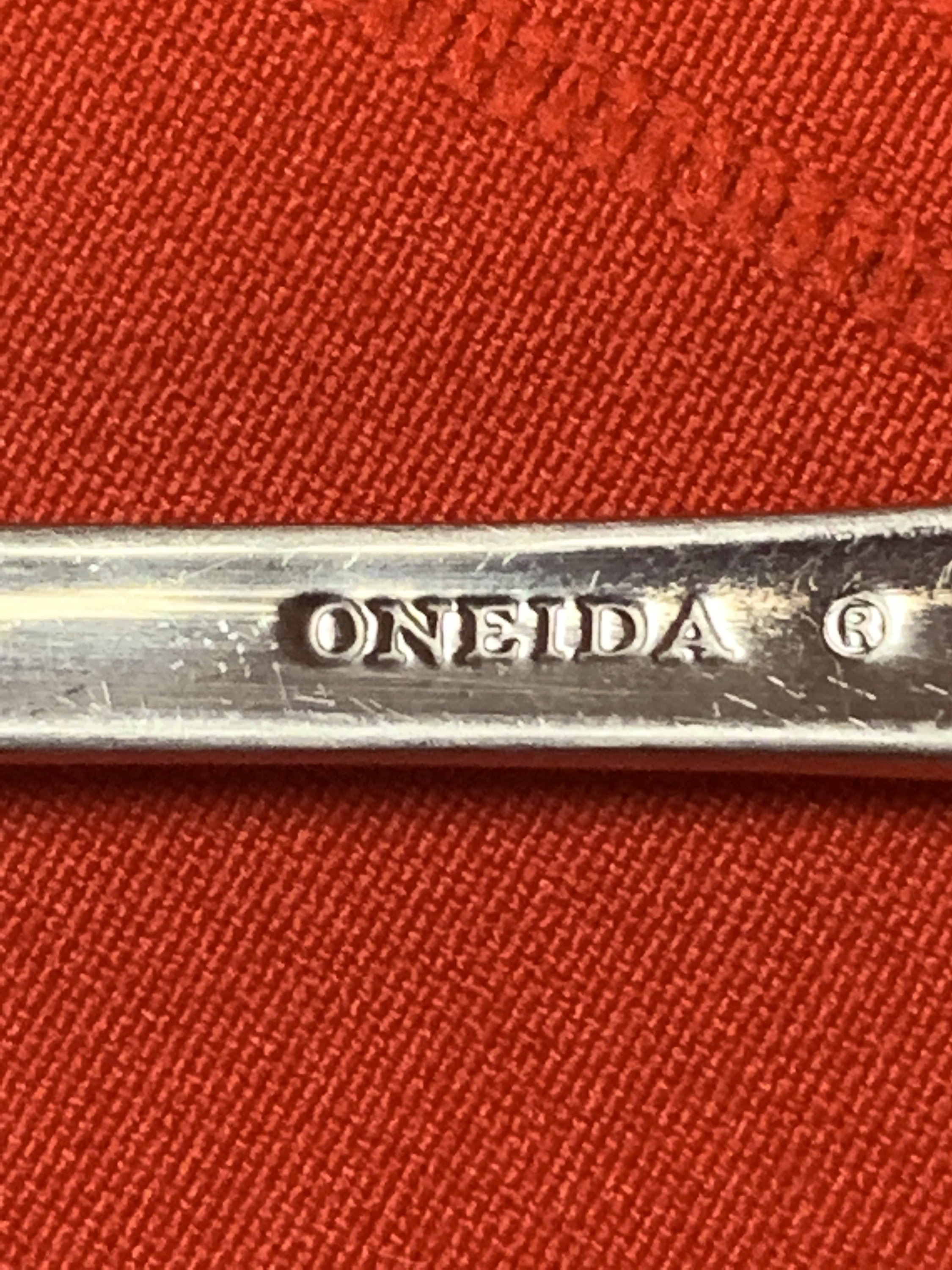ONEIDA Joann Set Of 4 Salad Forks – 18/0 Stainless Steel, 7-1/8", Silver, Dishwasher Safe, No Box