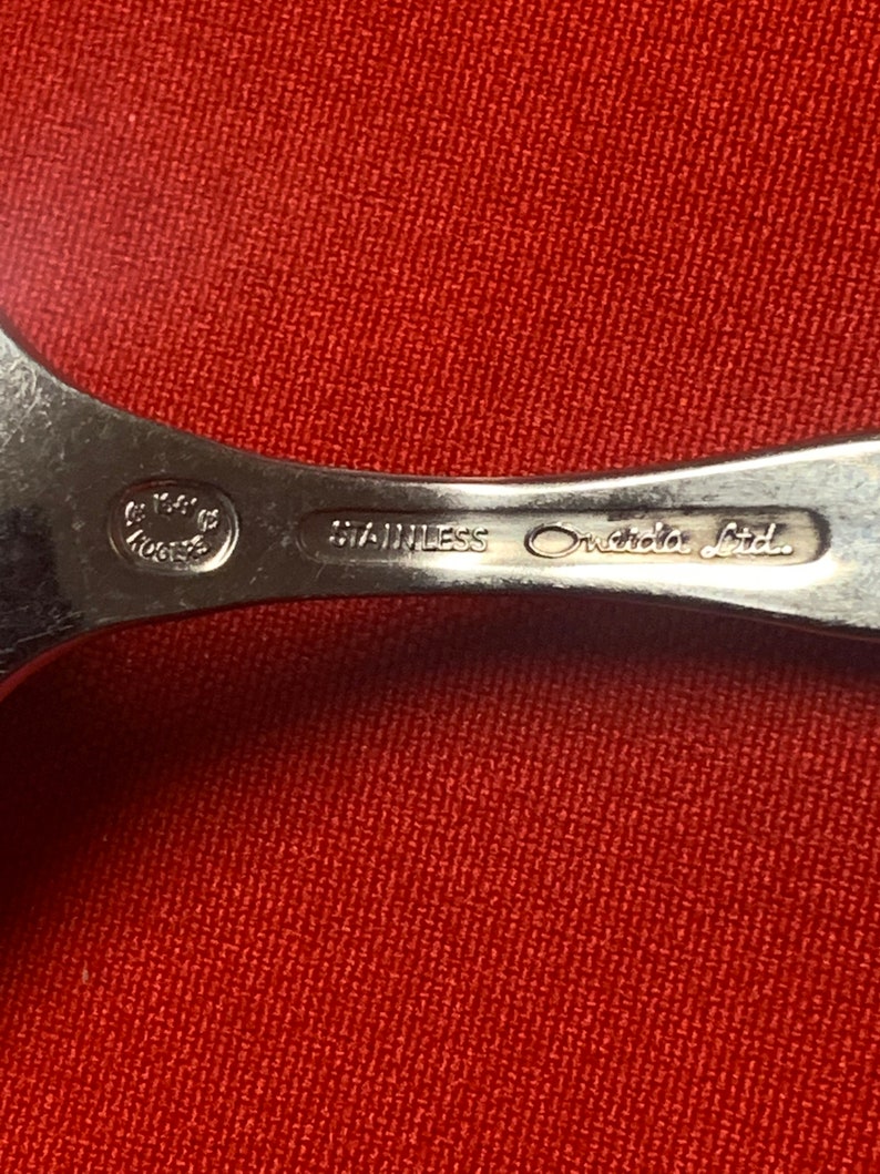 Set of 4 Oneida 1881 Rogers Spanish Court Stainless Steel Oval Soup