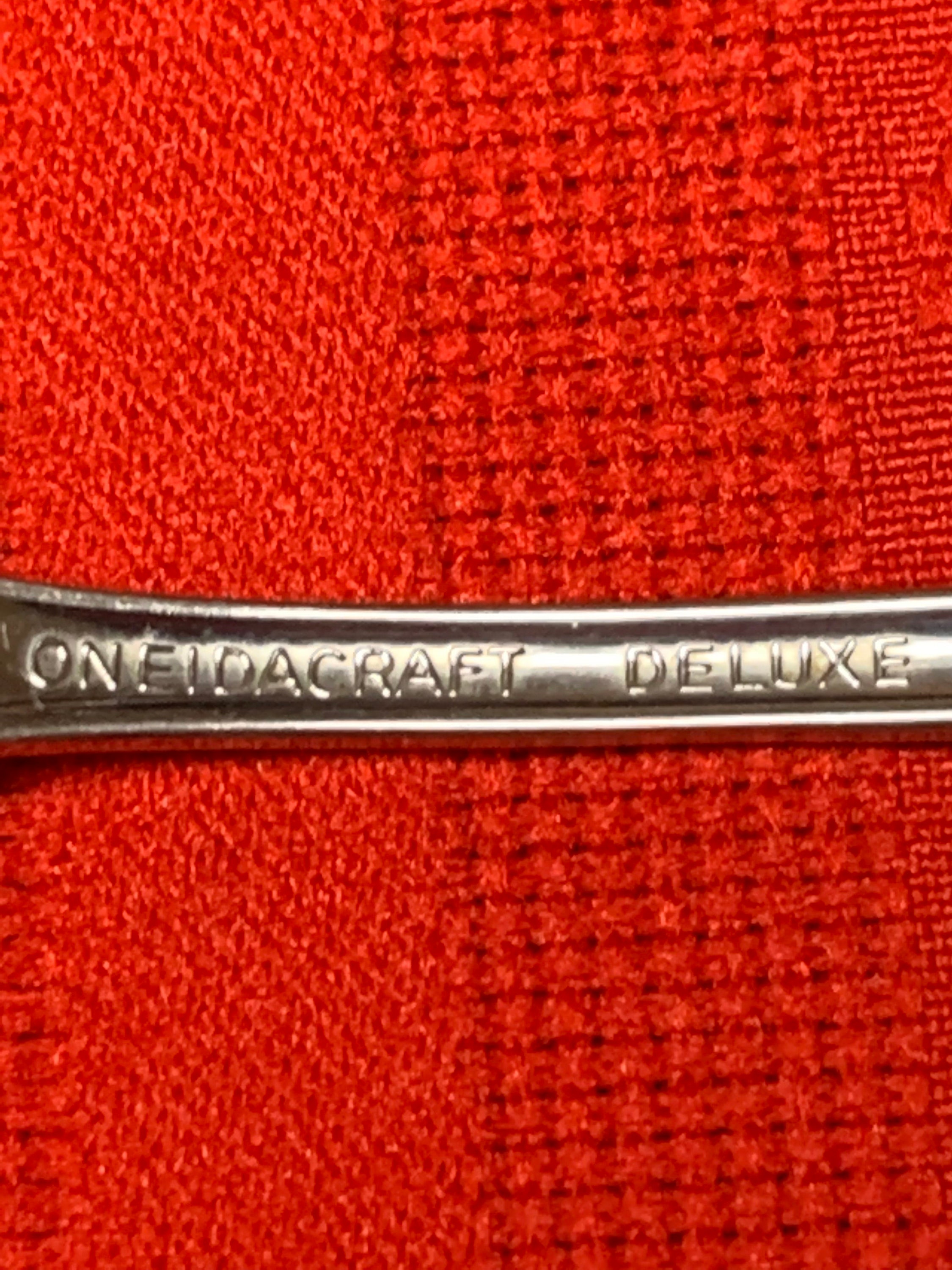 Oneida Foodservice T322KBVF Lot de 12 couteaux à beurre en acier