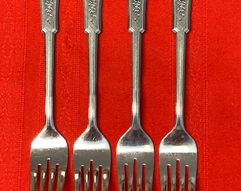 Set of 4 Rogers landscape stainless steel dinner forks