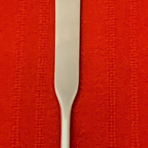 1 Oneida Antares stainless steel salad fork