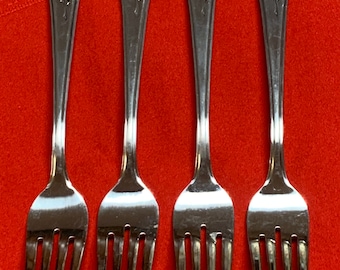 Set of 4 Rogers 1970’s flower floral stainless steel dinner forks