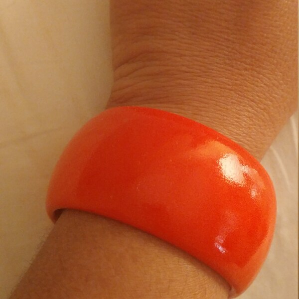 Vintage 60s Wood Wooden Painted Reddish Orange Wide Chunky Bangle Bracelet