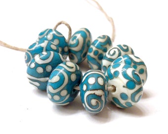 Set (10) Turquoise & Ivory mix Scroll Lampwork Beads