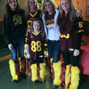 Minnesota Golden Gophers Faux Fur Leg Warmers: Game Day Boot Cuffs