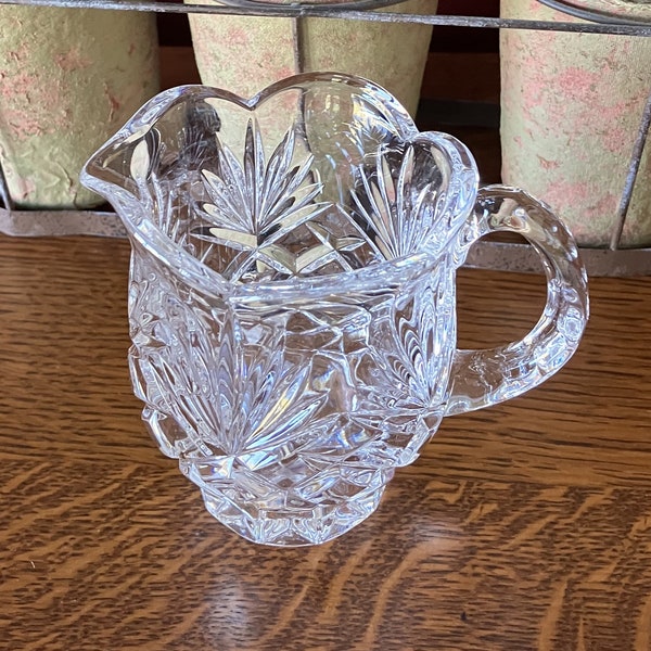 Crystal Scallop 4" Creamer, Heavy weight 14.8oz, Mint Condition, Wedding decor, Formal Glassware