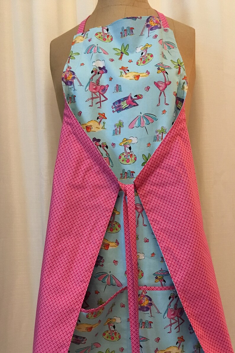 Mothers Beach Easy one step adjustment Summertime Extra long ties Flamingo Womens,Apron Reversible with pockets Grandma Picnic