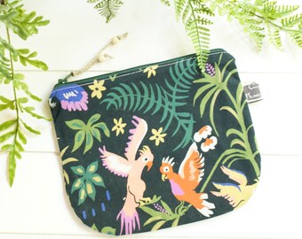 Pocket/Kit Rounded In Organic Cotton Tropical Jungle Patterns with Waterproof Interior in PUL Bio, Handmade Kumoandfriends