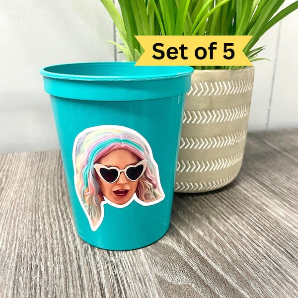 Set of 5 Plastic cups personalized, custom plastic cups, stadium cups, bachelorette party decor, bachelorette party favor, plastic party cup