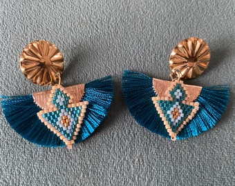 Boucles d'oreilles à pompons noir, turquoise et doré