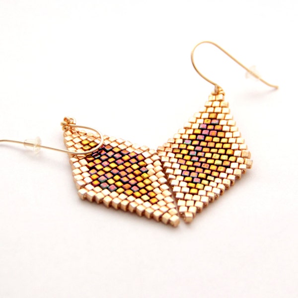 Boucles d’oreilles Peyote / Triangle perlé boucles d’oreilles / Boucles d’oreilles Triangle / bijoux en perles