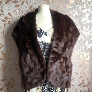 Vintage Echte dunkelbraune Kaninchenfell-Stola, Hochzeitsanlass, formal von National Fur Company