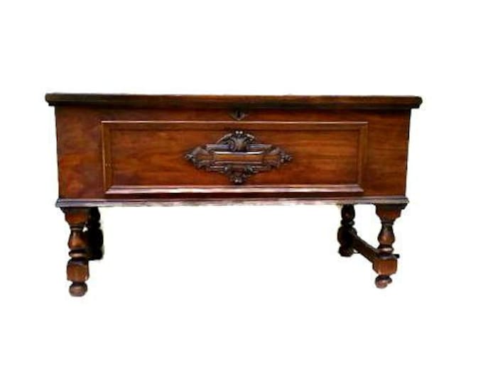 Cedar Chest, Antique Chest, Storage,antique Furniture, Vintage Storage, Ed Roos Chest, Art Deco