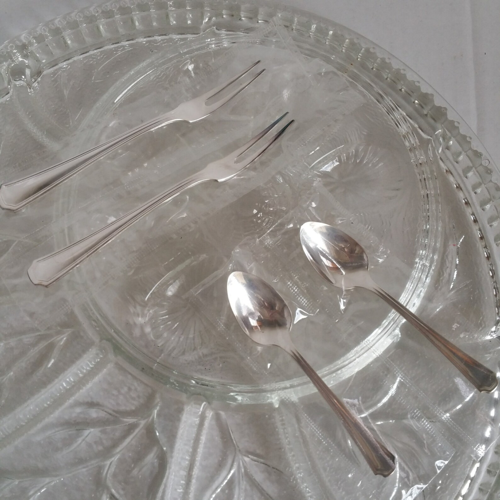 Deviled Eggs Dishdunkirk Crystal Deviled Egg Relish Plate Etsy