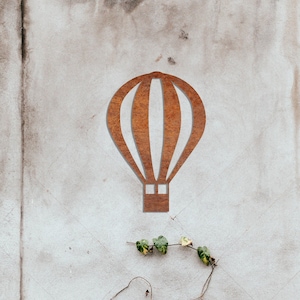 Corten Steel Balloon Wall Art: Rusted Metal Garden Decor