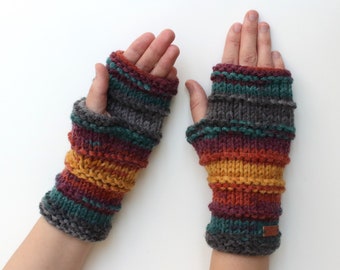 Hand-made adult fingerless mittens, vegan fingerless gloves, acrylic arm warmers, Christmas Gift, Chunky Gloves,Ready for shipping