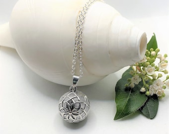Pregnancy Bola Necklace – Gaia Design – Gift for Expecting Mom in Gift Box