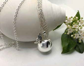 Chiming Pregnancy Bola Pendant Necklace, with Leaf Charm, Harmony Angel Caller Baby Shower Gift Maternity New Mum To Be