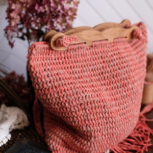 Viking Birka Shoulder Bag With Wooden Handles