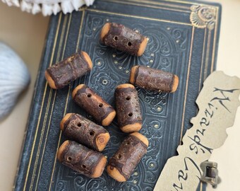 Wooden toggle buttons