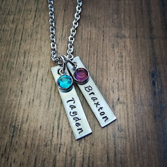 Grandma Necklace Personalized 1-8 Birthstones Family Necklace Sterling  Silver Custom Necklace for Grandmother Jewelry Gift on Mother's Day  Christmas for Women Grandma Mom Her : Amazon.ca: Clothing, Shoes &  Accessories