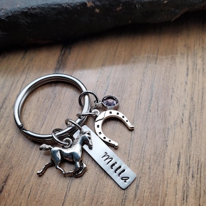 Horse Gift, Horse Lover Keychain, Horseshoe Keychain, Personalized Good Luck Gifts