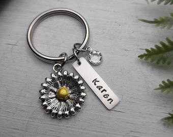 Daisy Keychain, Flower Gift, Personalized Daisy Flower Key Ring, Bag Charm