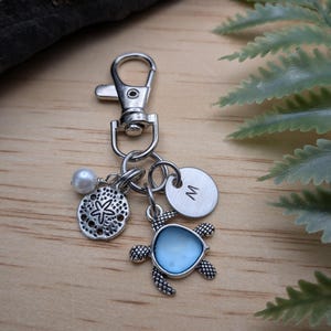 Sea Turtle Keychain, Beach Bag Charm, Sand Dollar, Personalized Ocean Lover Gift