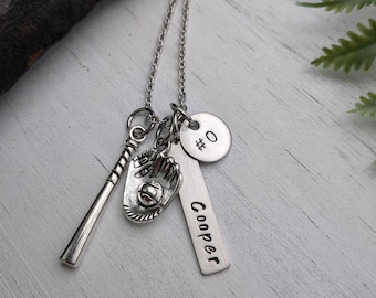 Personalized Baseball Mom Necklace, Baseball Mama Gift, Baseball Jewelry, Game Day Spirit