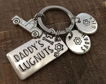 Mechanic Keychain, Mechanic Gift, Father's Day Gift, Lugnuts Keychain, Gifts for Dad, Gifts for Him, Truck Keychain, Personalized