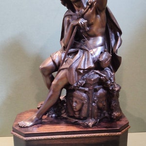 Large Fine Antique Bronze Sculpture Pilgrim Sat On Plinth Greek - Roman Neo Classical excellent condition 7.7 kilo 45 cm high