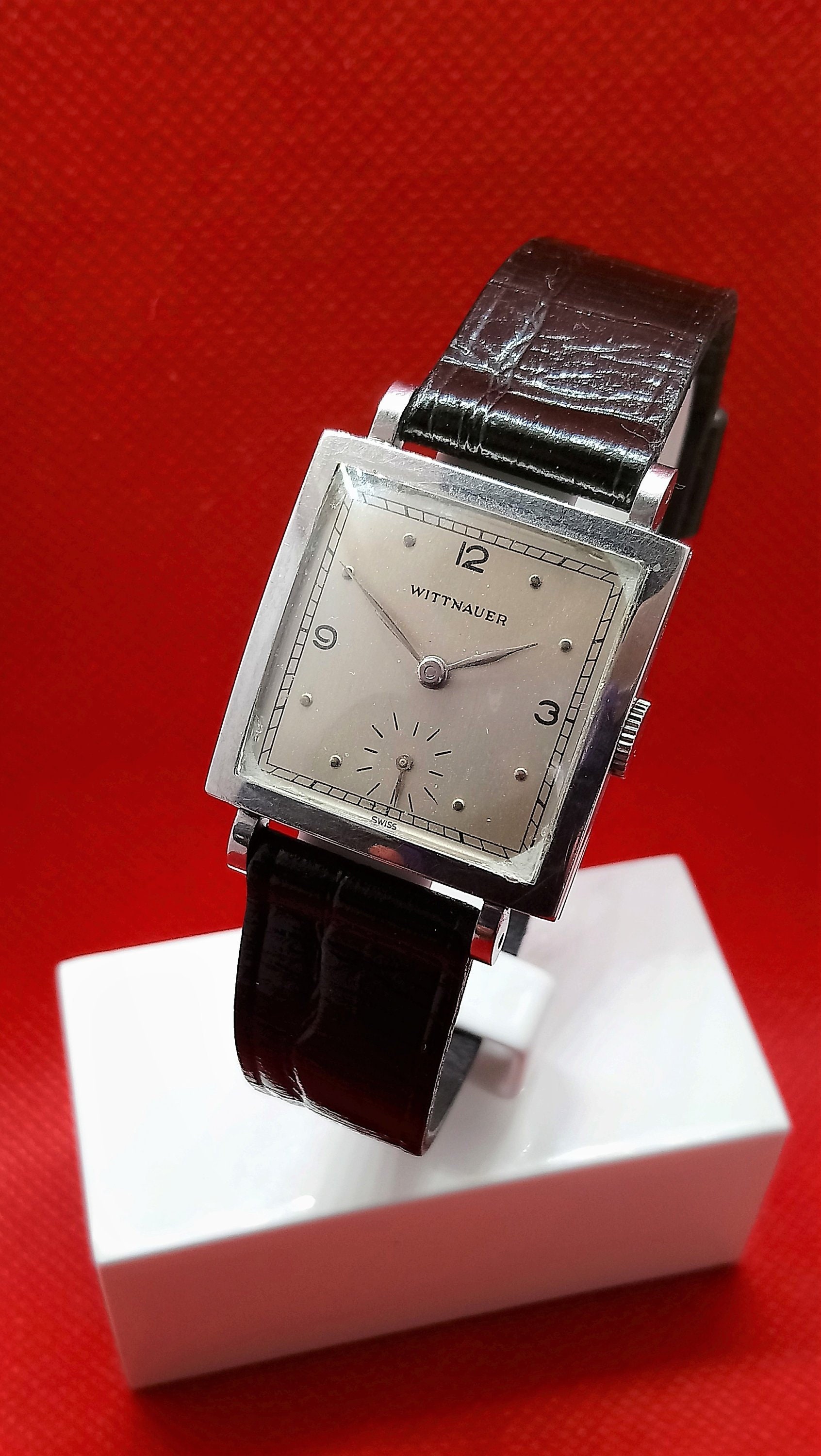 wittnauer square watch