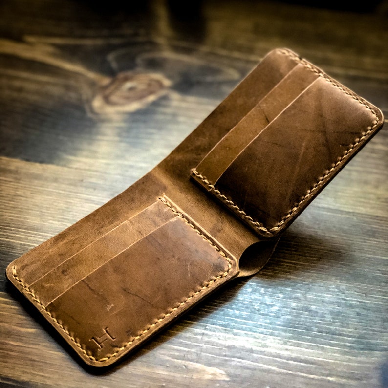 Traditional Bifold Wallet in Brown Crazyhorse Vintage | Etsy