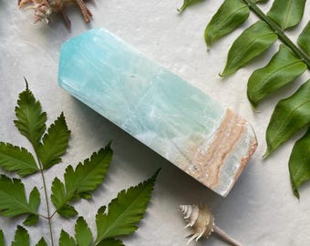 Caribbean Calcite Tower: Aqua Blue Obelisk, Calming Ocean Decor