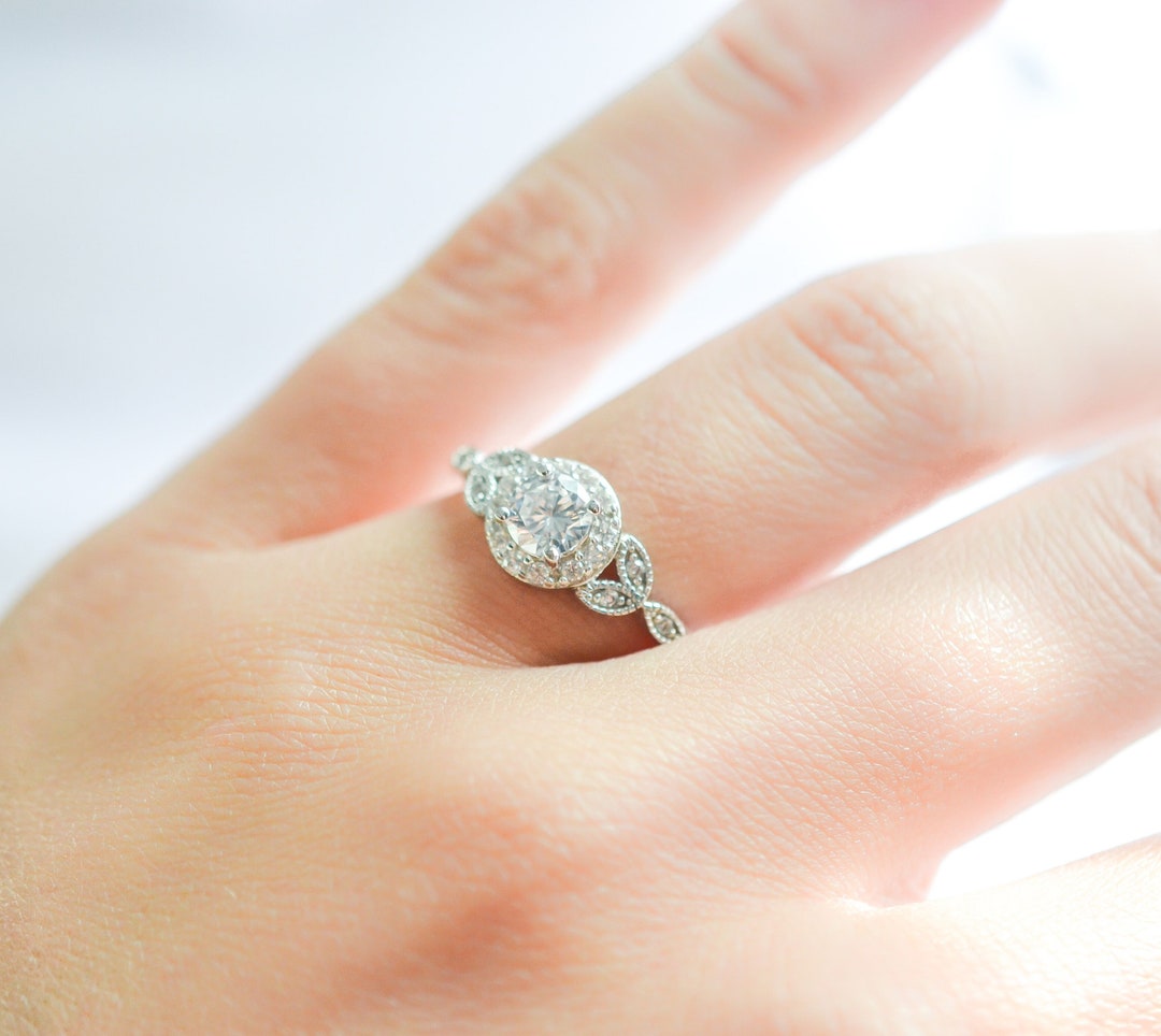 Round Halo Engagement Ring - Art Deco Ring - Wedding Ring - Promise Ri –  MochaRings