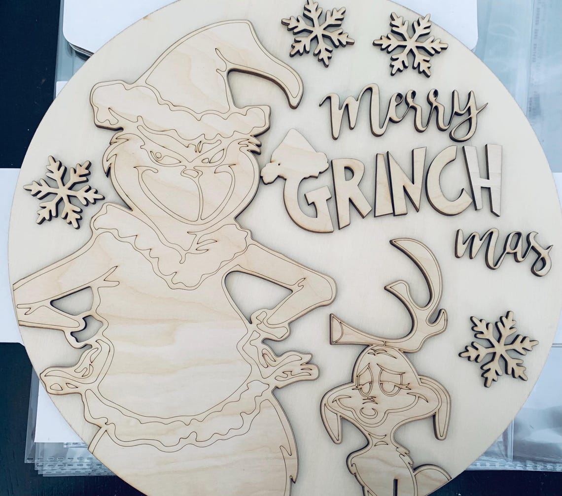DIY Grinch Christmas Door Hanger Kit: 12