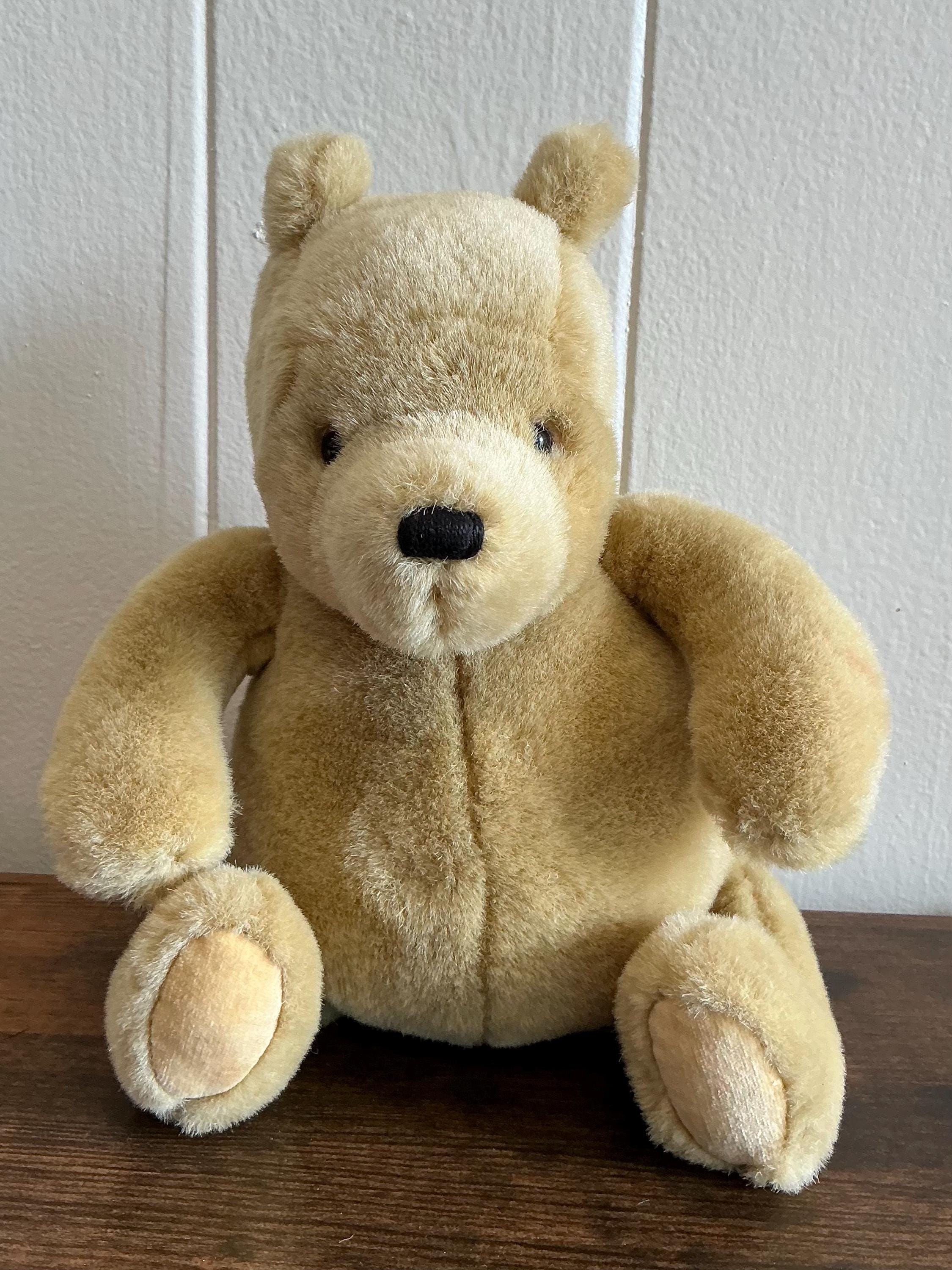 GUND社 CLASSIC POOH プーさん　ぬいぐるみ　人形　置物　ドール Gund classic pooh - Etsy 日本
