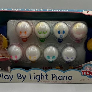 Vntg Rare New TOMY Preschool Play by Light Piano Bright Way to Learn&Play 2000