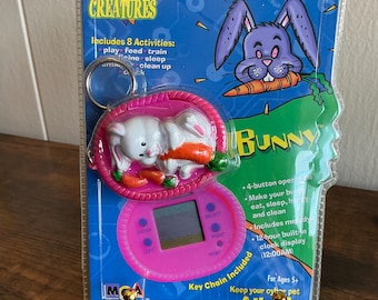 Bandai Tamagotchi 本体 2007年製 SKU B646P6716 TA8 | Original 1997 Bandai's Tamagotchi Virtual
