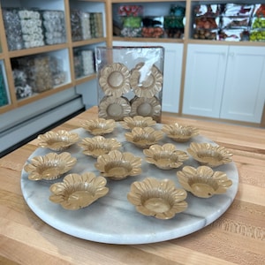 Cappucino  Wrappers for holding chocolate truffles/ Rustic wedding Centerpieces decor/ Forminha de papel areia(50Ct)