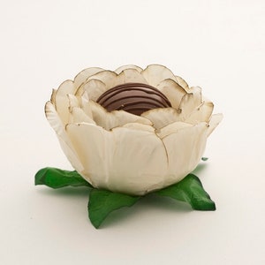 Rustic Ivory  truffle Flower wrappers, Forminhas de Brigadeiro , Fall Wedding Decor 40 ct