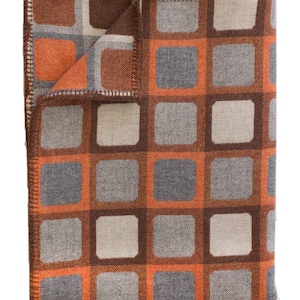Full Squircle Orange throw