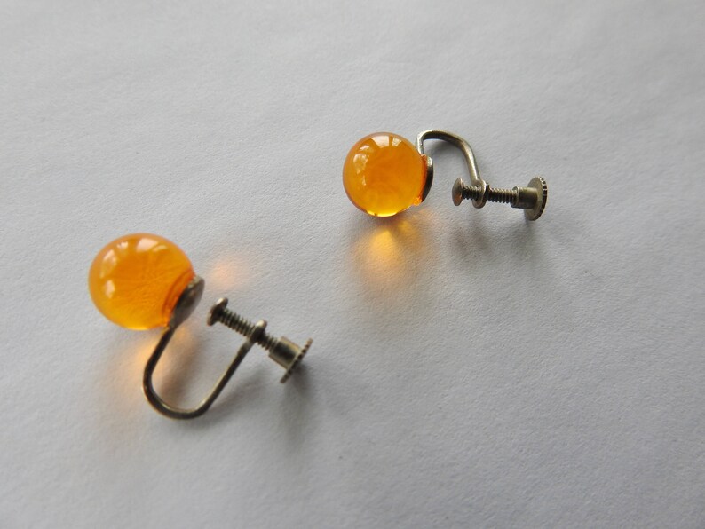 Antique Art Deco Apple Juice Bakelite Screw Back Earrings