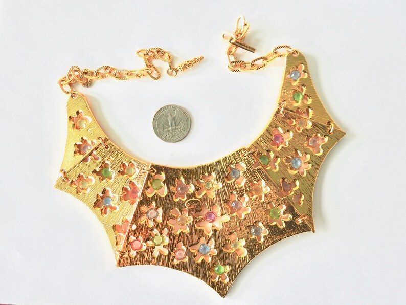 Goldette Solid Bib Mod Flower Power Open Set Crystal Necklace