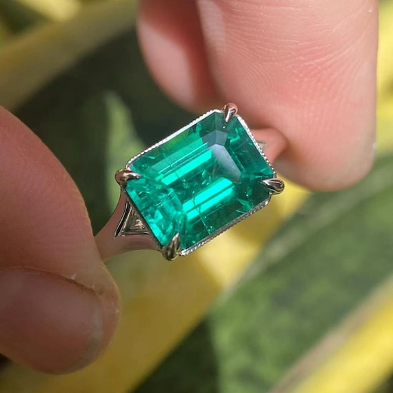 Emerald Ring, 7.5x9.5mm Lab Grown Emerald Ring in 14K White Gold, Engagement Ring, Gift for Her
