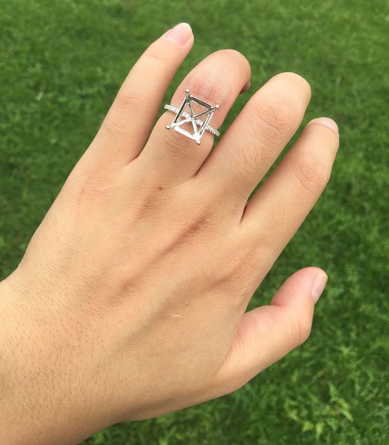 Engagement Ring, 9x11mm Emerald in 14K White Gold Semi Mount Ring, Diamond Ring image 5