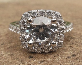 14K White Gold Diamond Halo Engagement Ring - 8mm Round Semi Mount