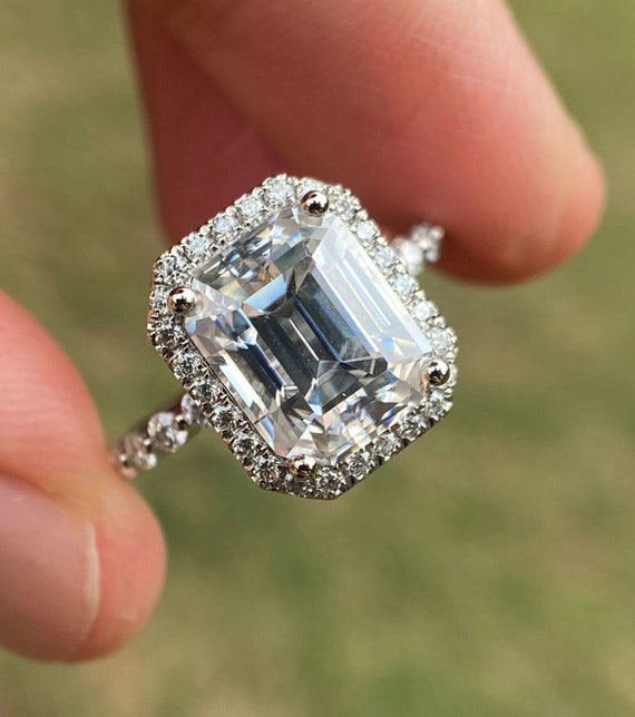 14K White Gold Emerald Cut Moissanite Halo Engagement Ring
