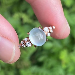 氷翡翠のミニマリストダイヤモンドリング、本物の白翡翠の