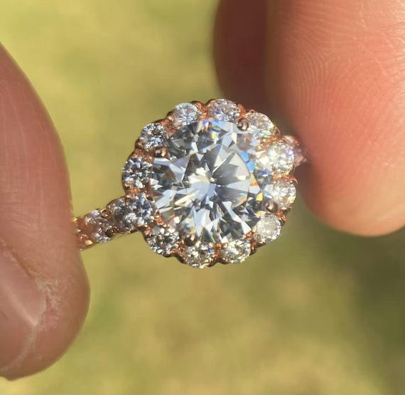 14K White Gold Diamond Halo Ring: 8MM Round Semi Mount